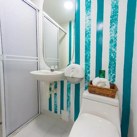 Hotel Ayenda Blue 1804 2*